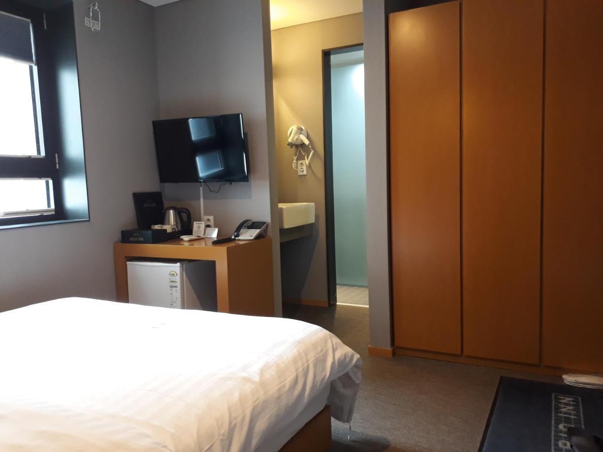 Grid Inn Hotel Seoul Exterior photo