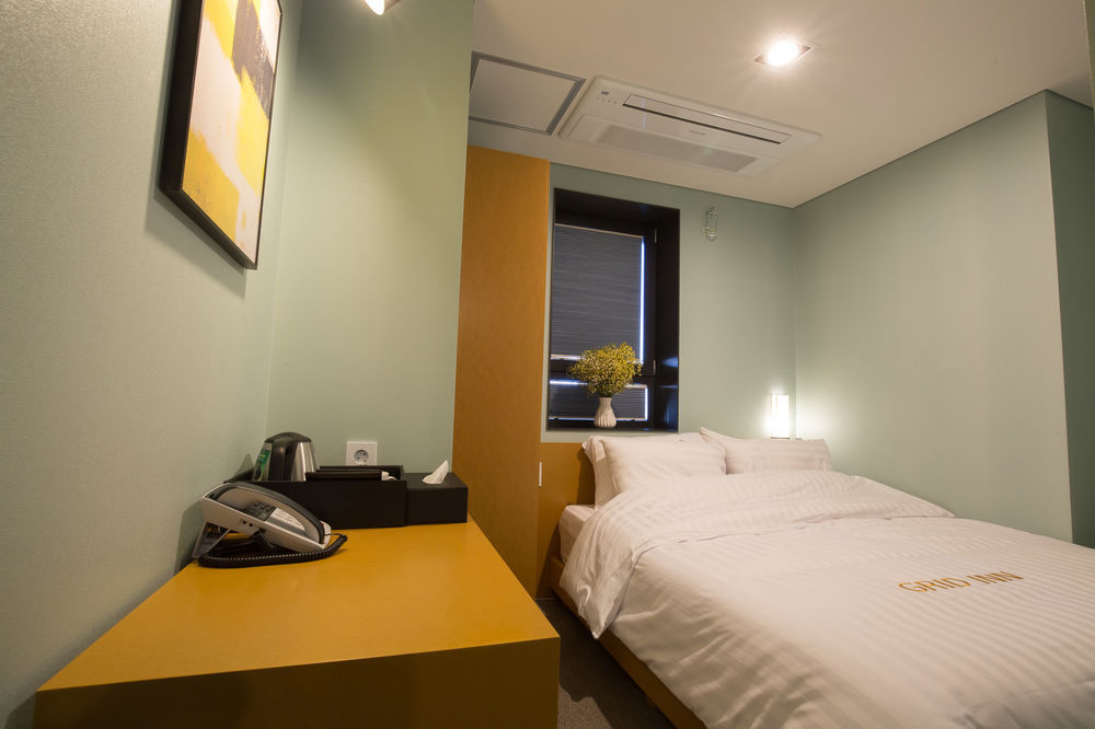 Grid Inn Hotel Seoul Exterior photo