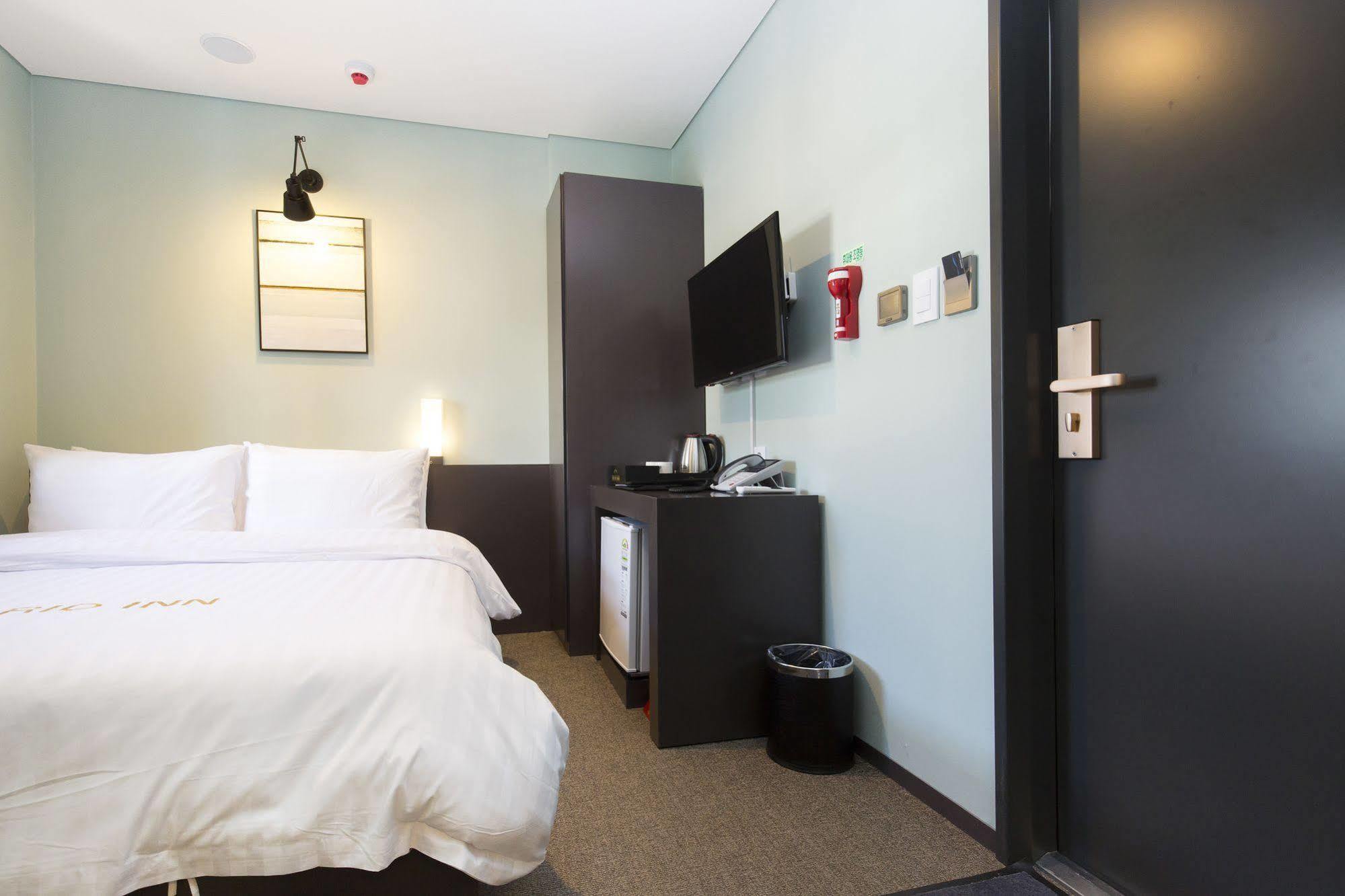 Grid Inn Hotel Seoul Exterior photo